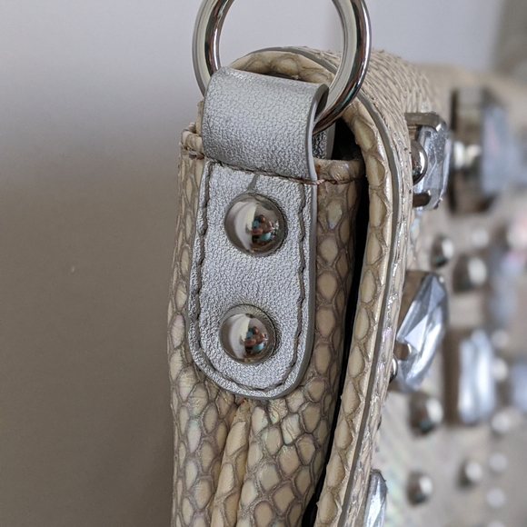 🆕 Rafe Belle Iridescent Faux Snakeskin Silver Gold Crossbody Chain Purse Bag - Picture 5 of 16